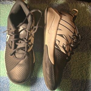 Nike Kids Black and White Sneakers